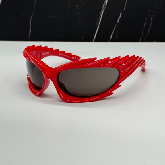 NEW BB0255S 004 BALENCIAGA RED GREY OVAL WOMEN BALENCIAGA SUNGLASSES - Picture 5 of 10